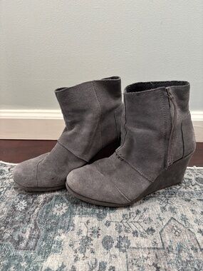 Toms Gray Suede Wedge Ankle Boots